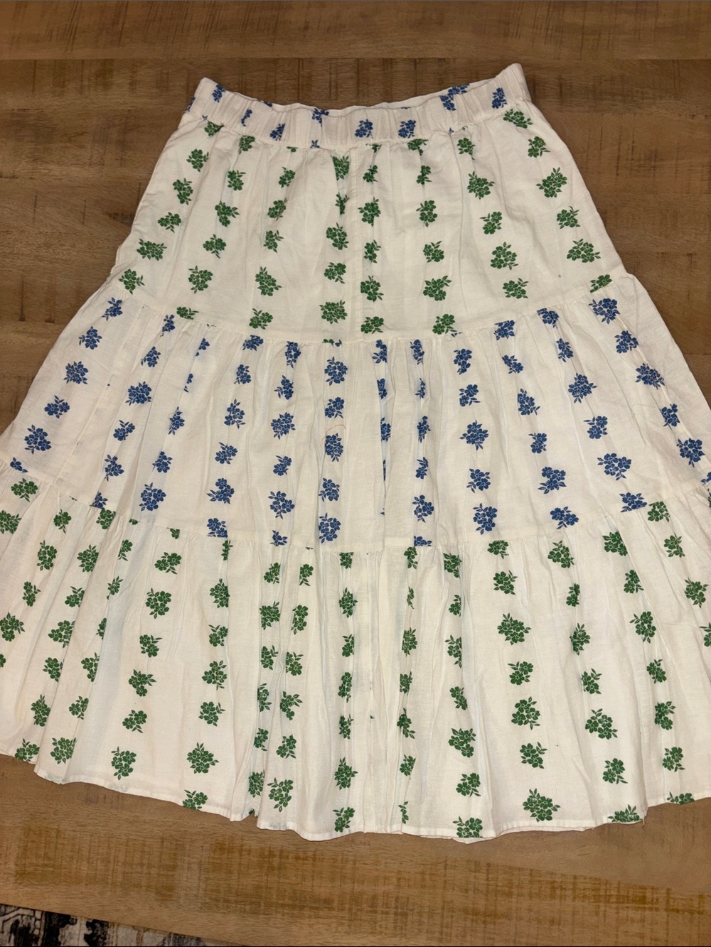 American Eagle Tiered Maxi Skirt Blue & Green Floral Pattern on White XL NWT - Picture 8 of 8